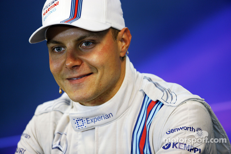 Valtteri Bottas lors de la conférence de presse FIA