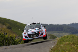 Thierry Neuville and Nicolas Gilsoul, Hyundai i20 WRC, Hyundai Motorsport