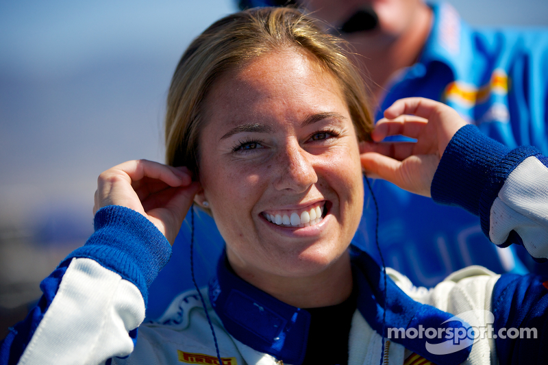 <img class="ms-flag-img ms-flag-img_s1" title="United States" src="https://cdn-4.motorsport.com/static/img/cf/us-3.svg" alt="United States" width="32" /> Shea Holbrook, 28 años