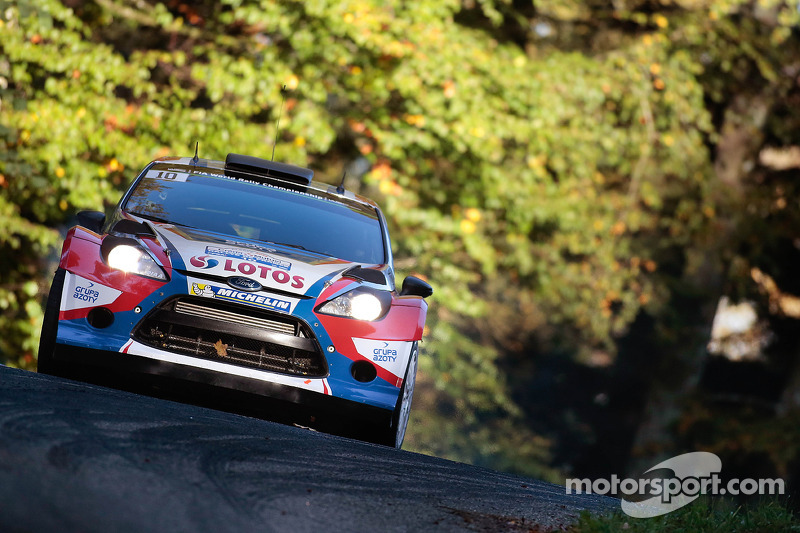 Robert Kubica dan Maciek Szczepaniak, Ford Fiesta WRC