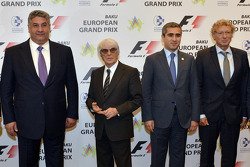 Azad Rahimov, Bernie Ecclestone, Anar Alekperov, et Hermann Tilke