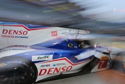 #7 Toyota Racing Toyota TS040 Hybrid: Alexander Wurz, Stéphane Sarrazin, Kazuki Nakajima