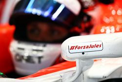 Max Chilton, Marussia F1 Team MR03 con un mensaje para Jules Bianchi