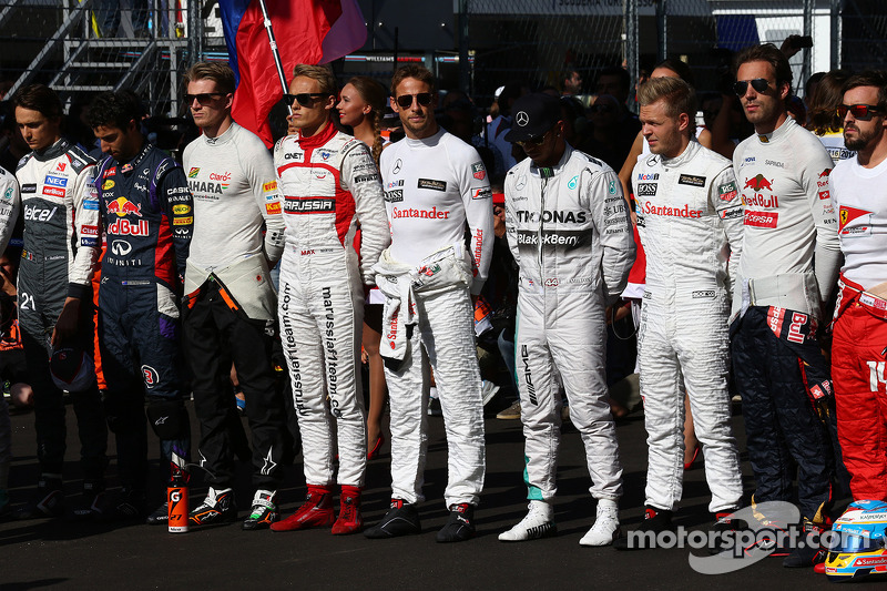 The drivers take a moment in respect of Jules Bianchi, Marussia F1 Team MR03