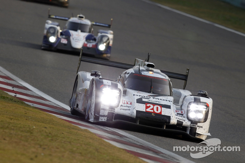 #20 Porsche Team Porsche 919 Hybrid: Mark Webber, Brendon Hartley, Timo Bernhard