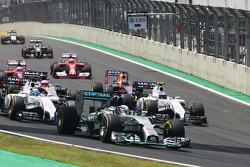 Rennstart: Lewis Hamilton, Mercedes AMG F1 W05