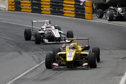 Antonio Giovinazzi, Jagonya Ayam - Carlin Dallara F314 Volkswagen-Spiess