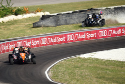 David Coulthard goes off as Tom Kristensen takes the win