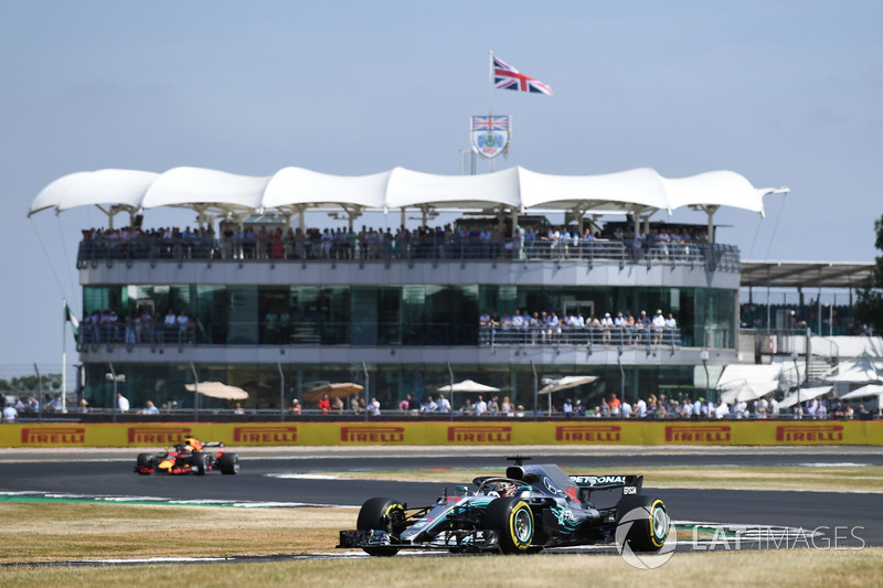 Lewis Hamilton, Mercedes-AMG F1 W09