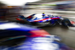 Pierre Gasly, Toro Rosso STR13 Honda. Andy Hone