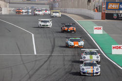 Pace-Lap: #7 Lechner Racing Middle East, Porsche 991 Cup: Fahad Algosaibi, Clemens Schmid, Klaus Bac
