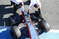 Fernando Alonso, McLaren MP4-30 : avant en détail