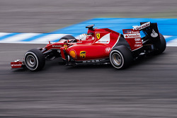 Sebastian Vettel, Ferrari SF15-T