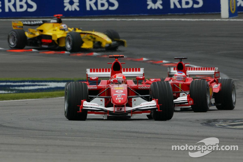 Ferrari fährt vorneweg...