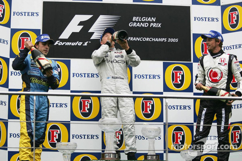 2005. Подіум: 1. Кімі Райкконен, McLaren-Mercedes. 2. Фернандо Алонсо, Renault. 3. Дженсон Баттон, BAR-Honda