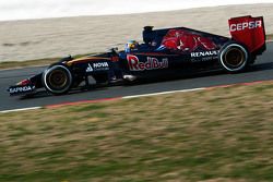 Carlos Sainz Jr., Escudería Toro Rosso STR10