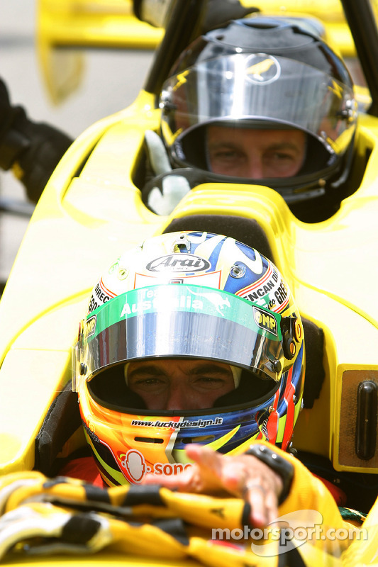 Champ Car 2-seater expérience: Alex Tagliani èmmene un invité sur la piste