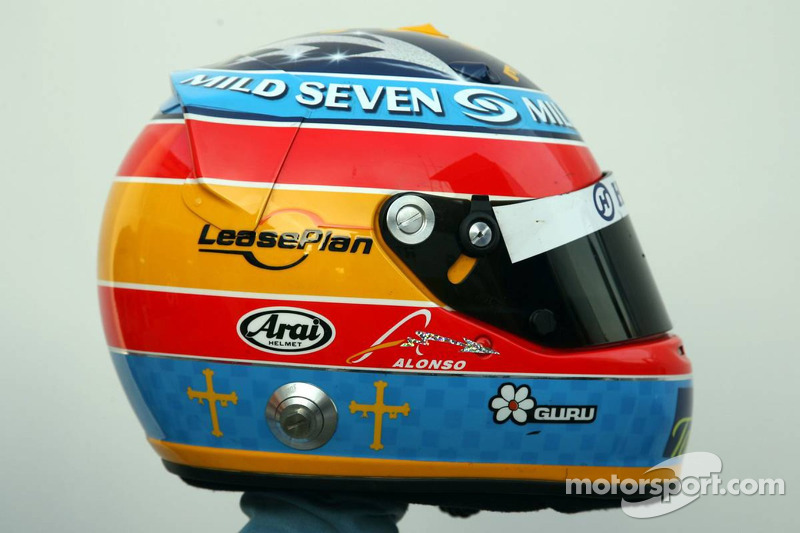 Casco de Fernando Alonso en 2005