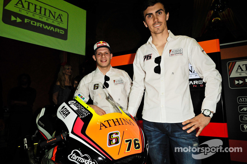 Stefan Bradl, dan Loris Baz bersama the Forward Racing bike