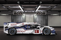 Toyota TS040 2015 года