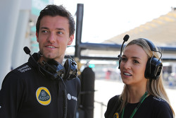Jolyon Palmer, Lotus F1 Team pilote de réserve avec Carmen Jorda, Lotus F1 Team pilote de développement