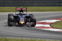 Carlos Sainz Jr., Scuderia Toro Rosso STR10