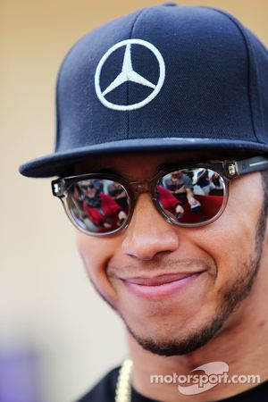 Lewis Hamilton, Mercedes AMG F1 con los medios