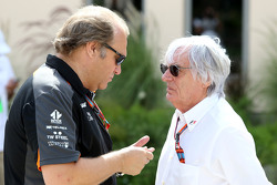 Robert Fernley, Sahara Force India F1 Team waarnemend teambaas en Bernie Ecclestone