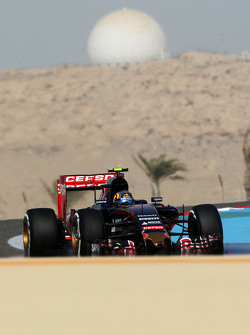 Carlos Sainz Jr., Scuderia Toro Rosso STR10