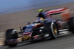 Carlos Sainz Jr., Scuderia Toro Rosso STR10