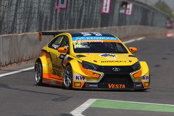 Mikhail Kozlovskiy, Lada Vesta, Lada Sport