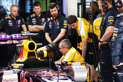 Red Bull Racing RB11 Даниэлья Риккардо, Red Bull Racing в гараже