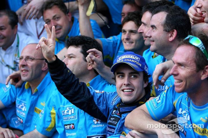 Fernando Alonso, campeón del mundo de F1 2006, con Renault en Enstone