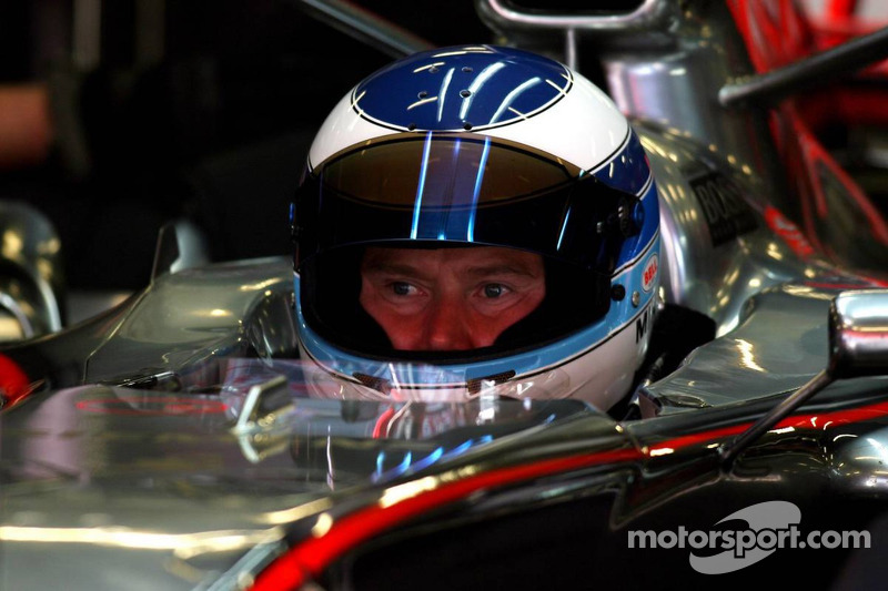 Mika Hakkinen, Test Pilotu for McLaren Mercedes