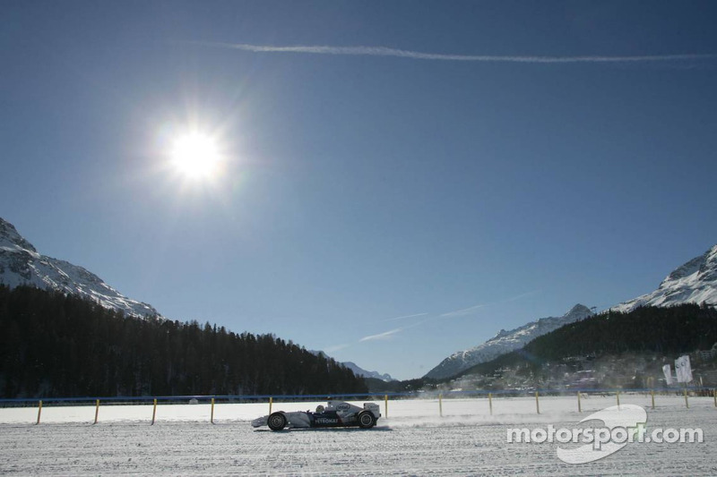Nick Heidfeld, a BMW Sauber F1, St Moritz horse racing, special spike tyres from Bridgestone