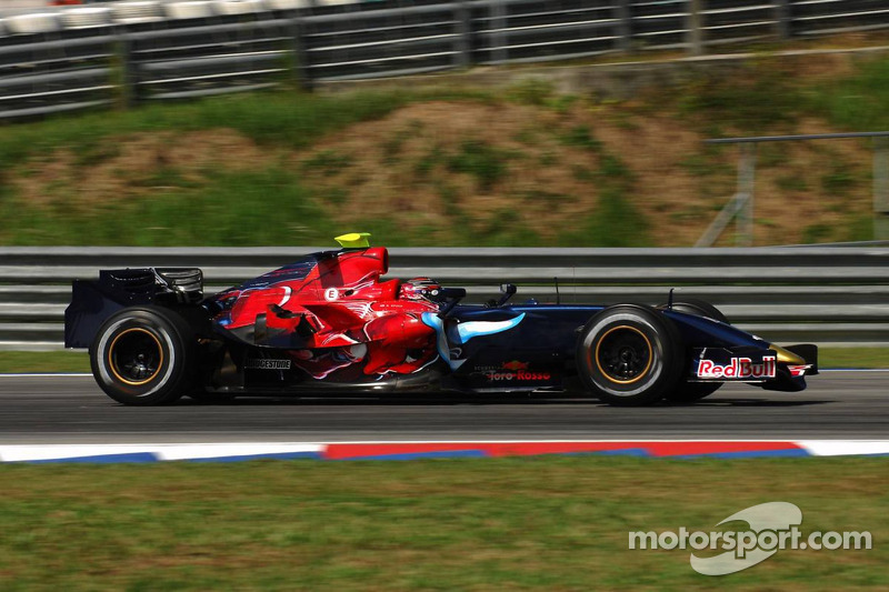 #19: Scott Speed, Scuderia Toro Rosso, STR2