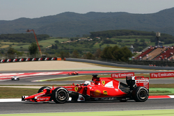 Себастьян Феттель, Ferrari SF15-T