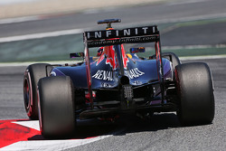 Daniil Kvyat, Red Bull Racing RB11