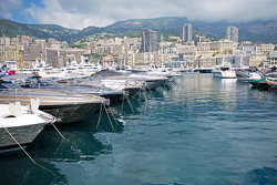 Des bateaux dans le port de Monaco