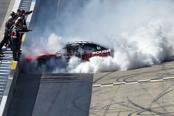 Race winner Chris Buescher, Roush Fenway Racing Ford celebrates