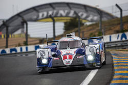 #1 Toyota Racing Toyota TS040 Hybrid: Себастьен Буэми, Энтони Дэвидсон, Казуки Накаджима, Камуи Кобаяши
