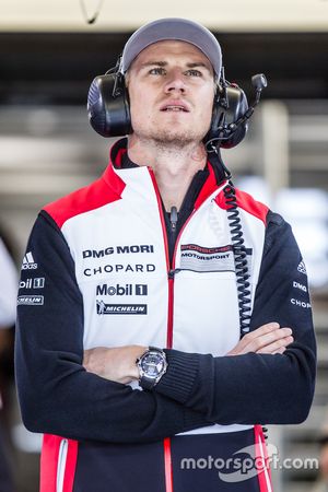 #19 Porsche Team Porsche 919 Hybrid: Nico Hulkenberg