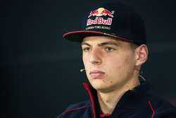 Max Verstappen, Scuderia Toro Rosso, in de FIA-persconferentie