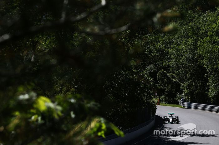 El W06 en Montreal 2015