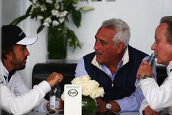 Fernando Alonso, McLaren con Lawrence Stroll, Ejecutivo y Mansour Ojjeh, McLaren accionista
