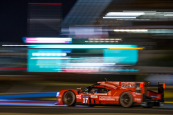 #17 Porsche Team Porsche 919 Hybrid: Timo Bernhard, Mark Webber, Brendon Hartley