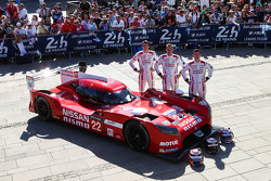#22 Nissan Motorsports Nissan GT-R LM NISMO: Harry Tincknell, Alex Buncombe, Michael Krumm