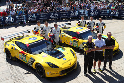 #64 Corvette Racing Corvette C7.R: Jordan Taylor, Oliver Gavin, Tommy Milner and #63 Corvette Racing
