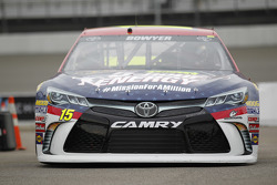 Clint Bowyer, Michael Waltrip Racing Toyota