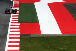 Карлос Сайнс-мл., Scuderia Toro Rosso STR10